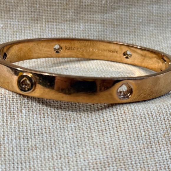 Kate Spade New York Spot The Spade Studded Hinged Bangle - Picture 2 of 5